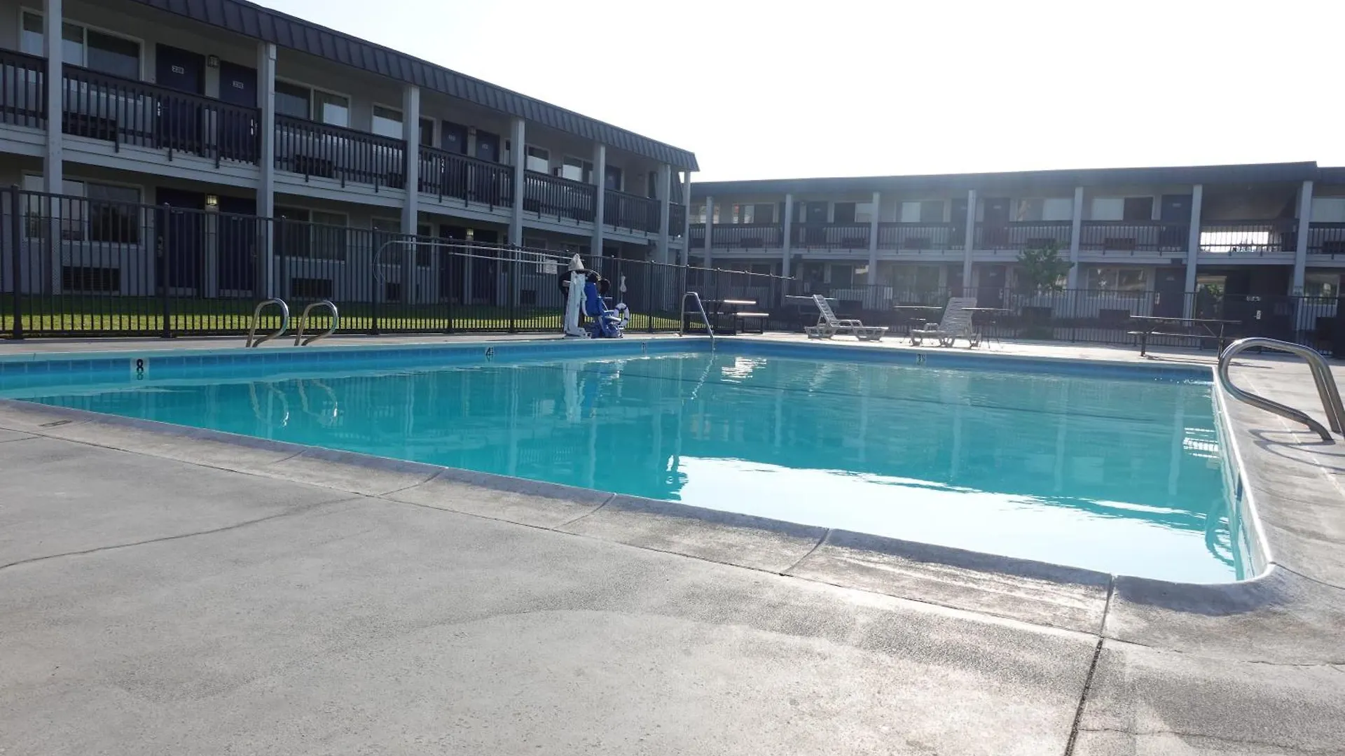 Hotel Motel 6-Claremont, Ca