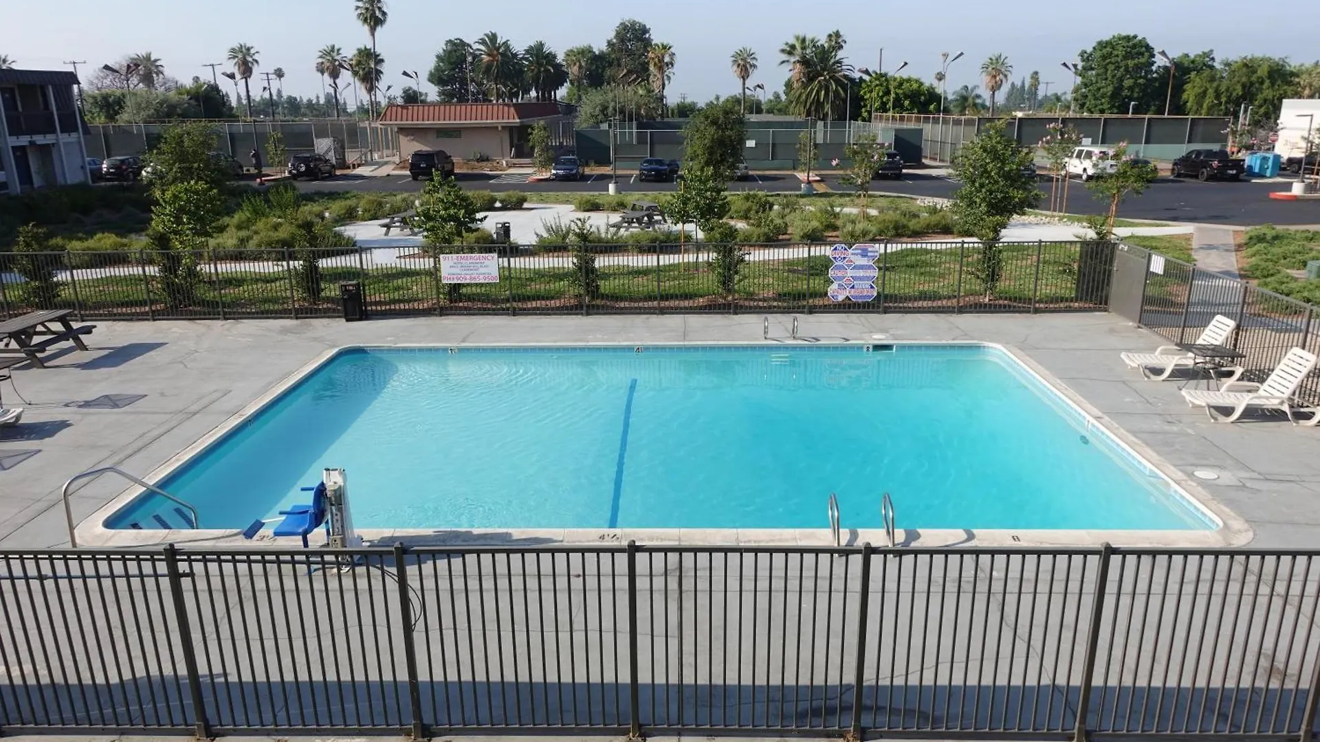 Hotel Motel 6-Claremont, Ca
