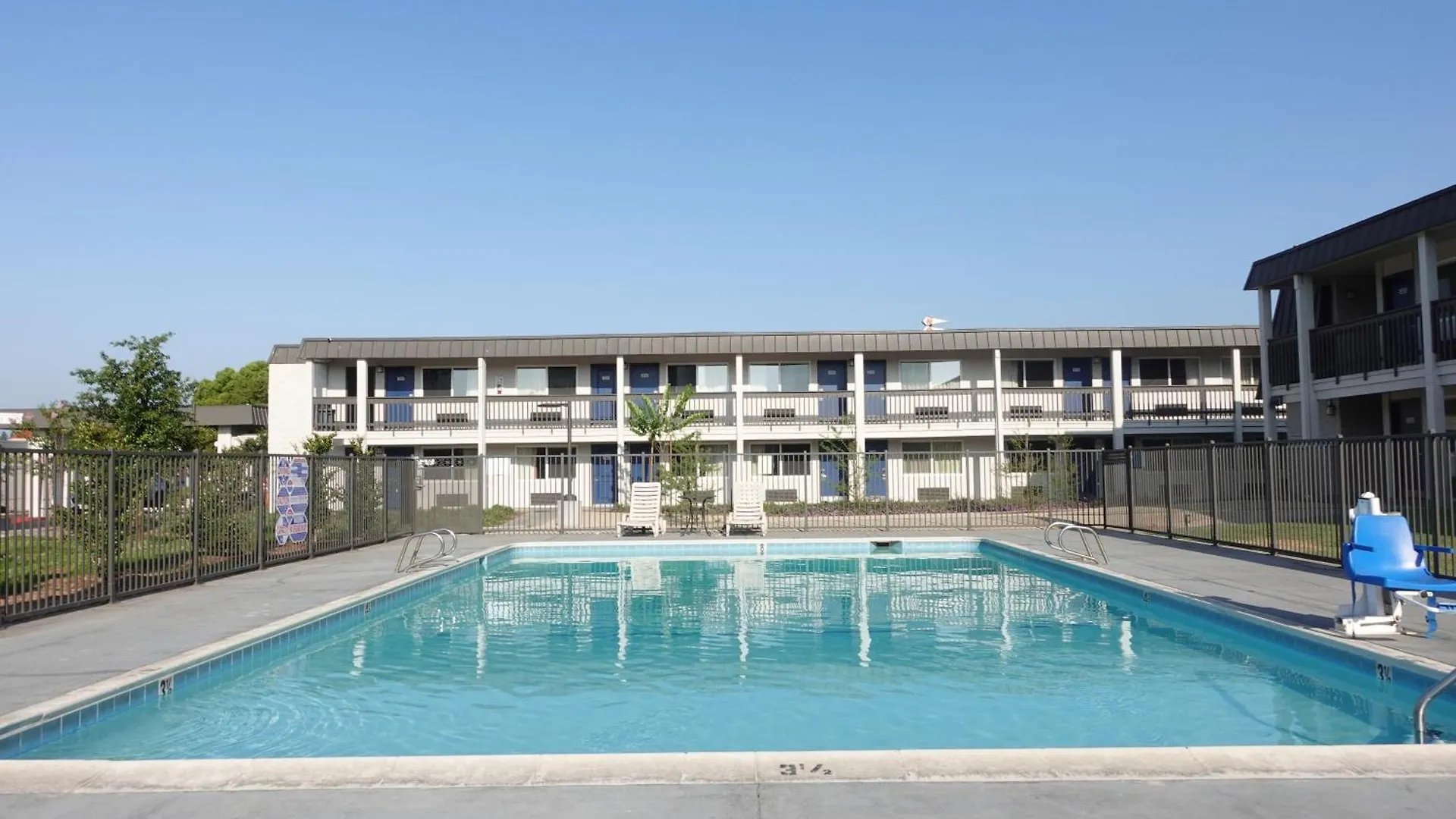 Motel 6-Claremont, Ca 2*, Claremont